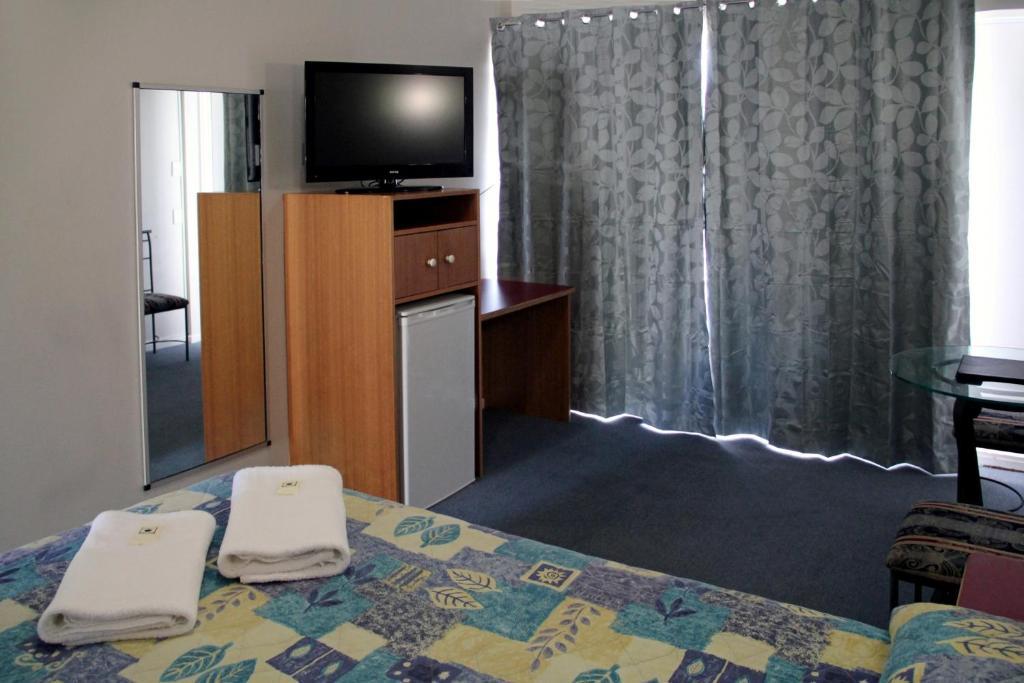 Bunbury Welcome Inn Motel Room photo